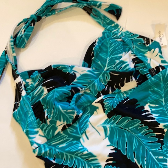 Gap Tankini Swimsuit Top and Bottom - Picture 4 of 10